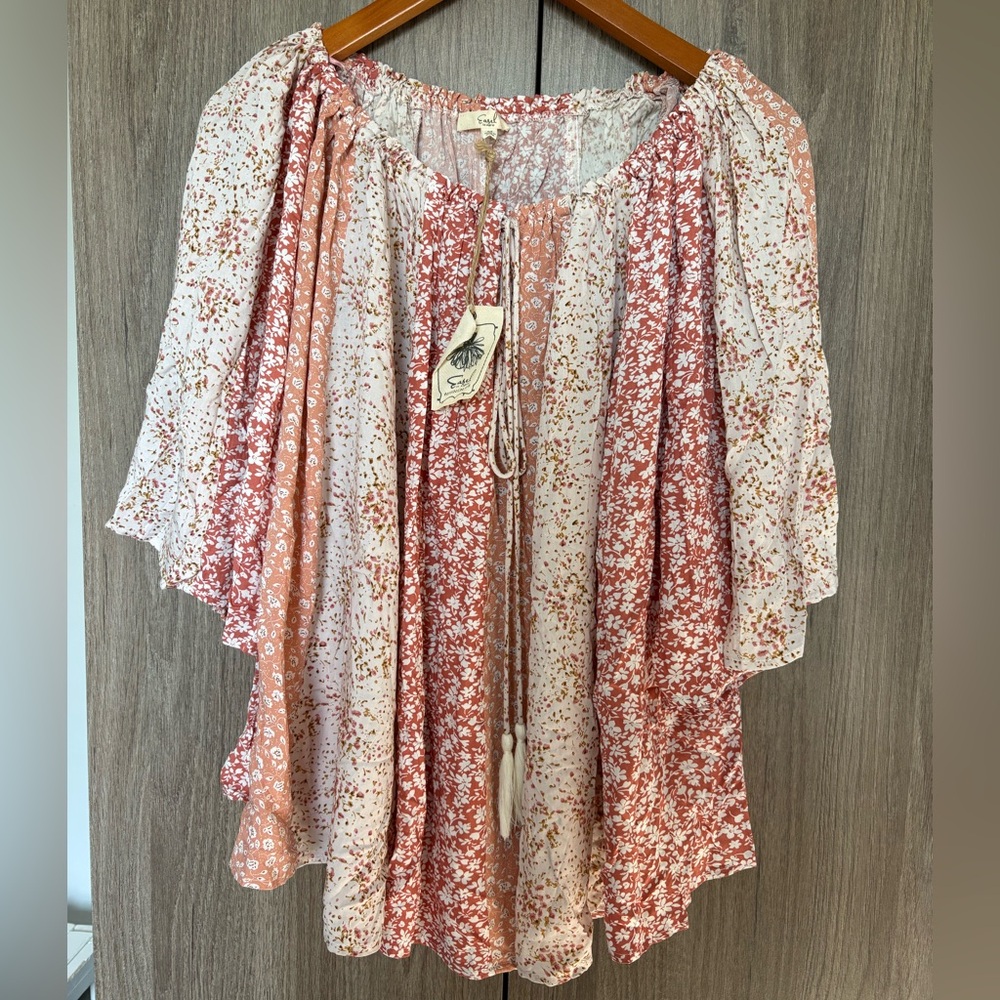 Easel floral blouse